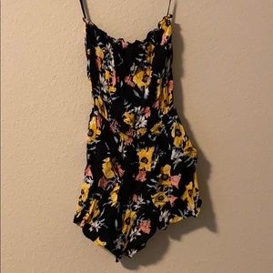 Strapless romper